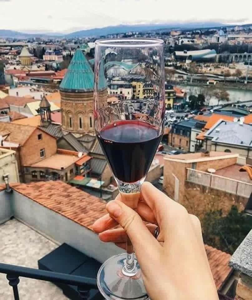 Hotel Vita Tbilisi Esterno foto